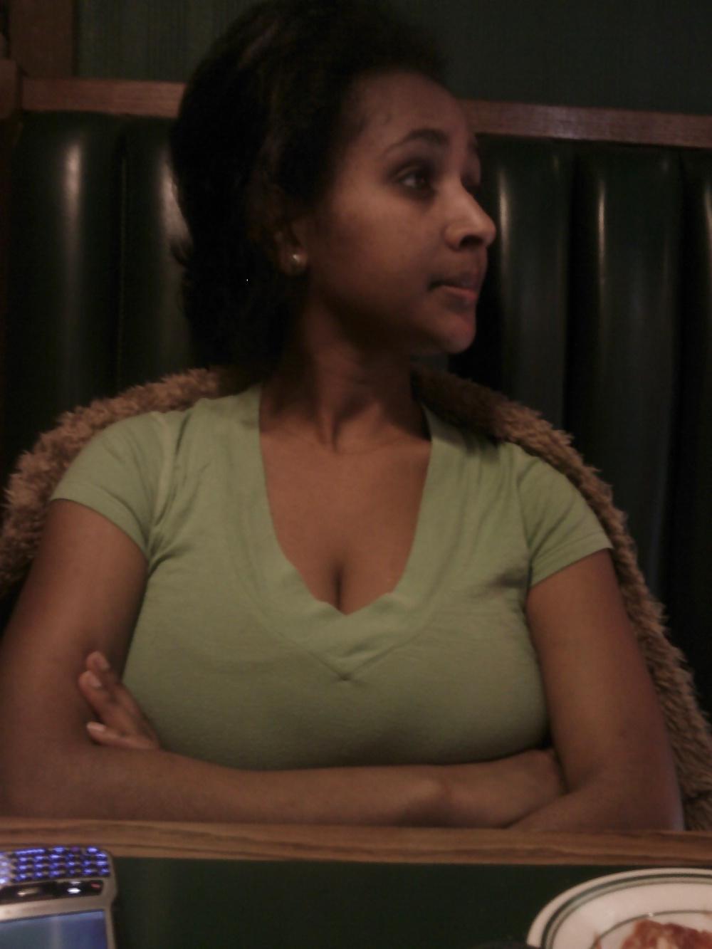 7P Sexy huge tit ethiopian I used to fuck.