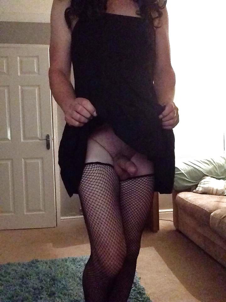 9P Sissy Slut on kik
