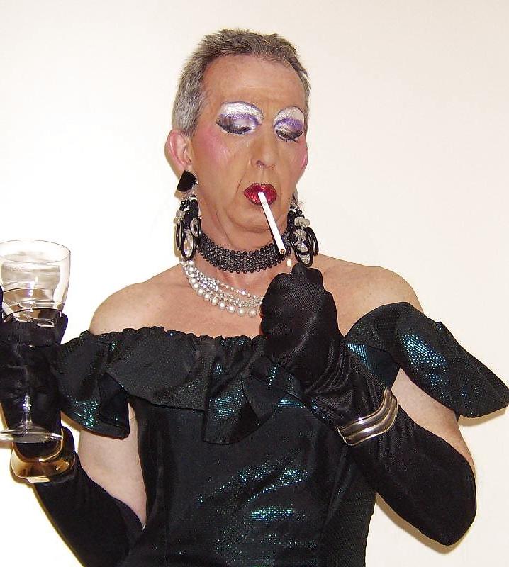 12P Exposed sissy slut 