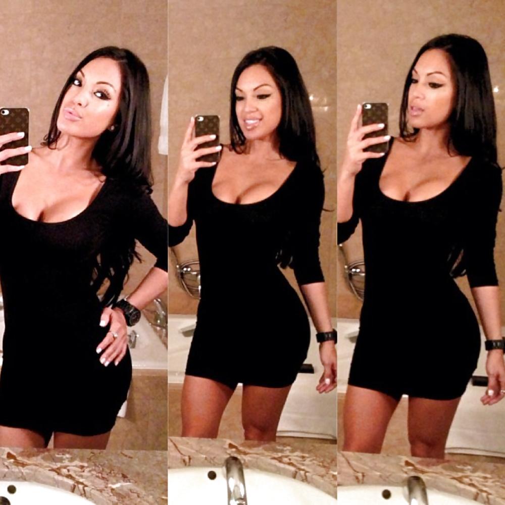 22P Hot mixed race babe with big tits and a huge ass