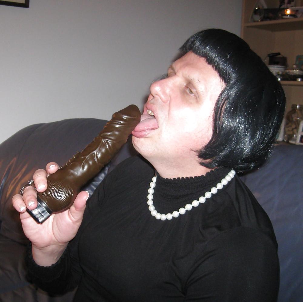 25P Sissy hubby 14