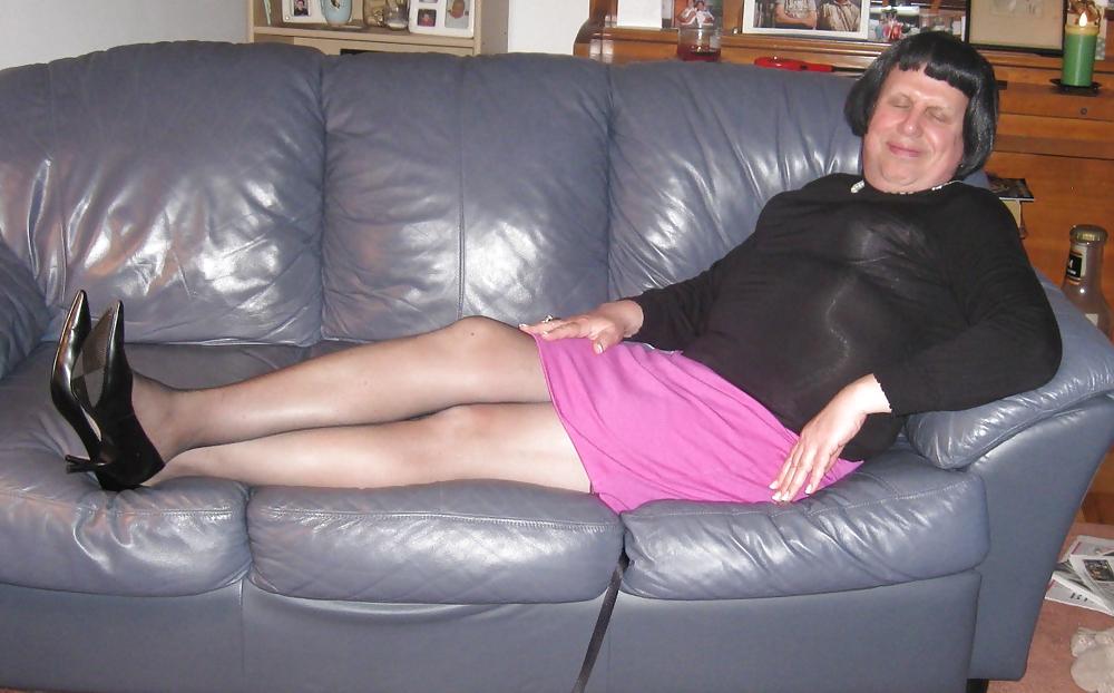 25P Sissy hubby 14
