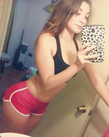 5P Flaca de muy ricas tetas