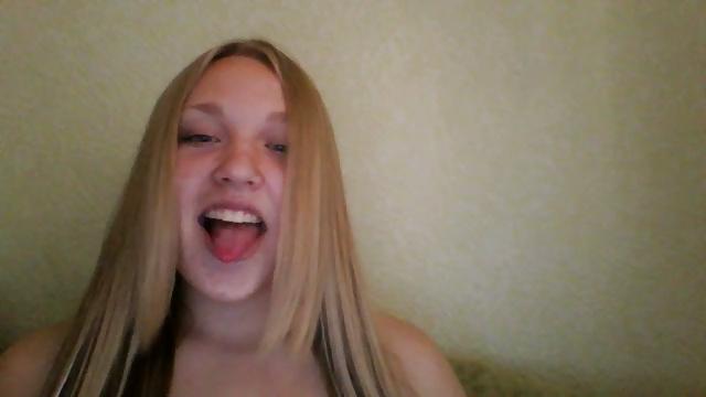 25P Huge tits teen