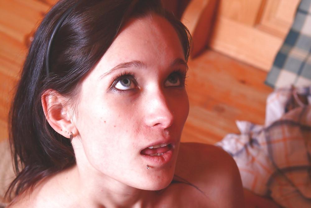22P SKINNY GIRL JIZZED