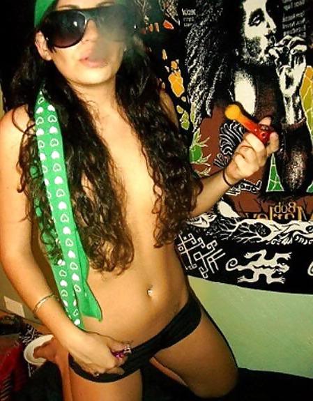 25P A Friend With Weed