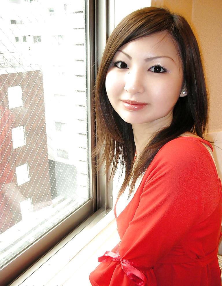 15P Friend's japanese wife nude