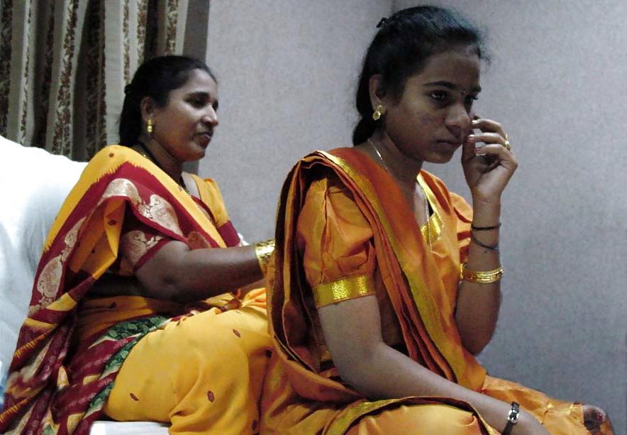 18P Mom&daughter's friend