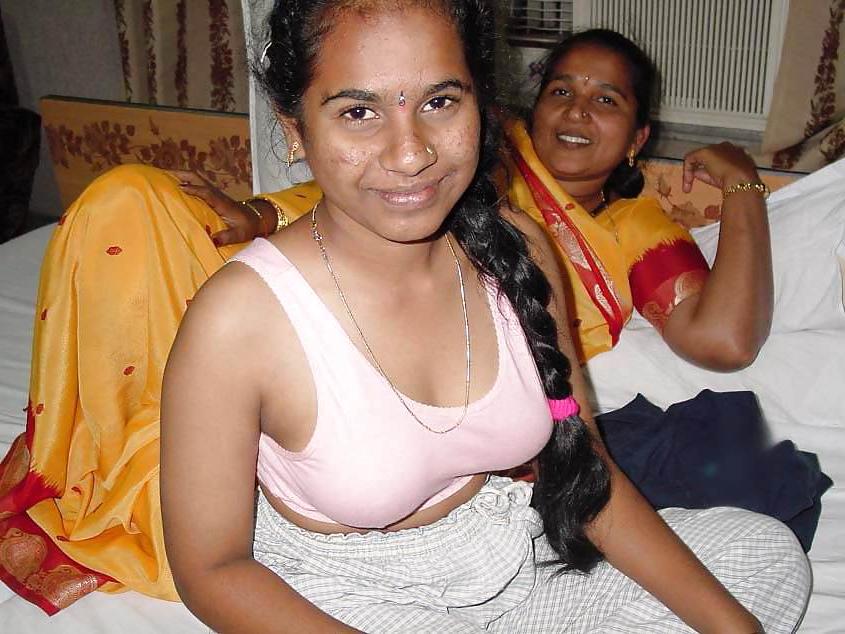 18P Mom&daughter's friend
