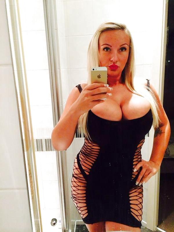 11P Sydney JJ - Huge Tits