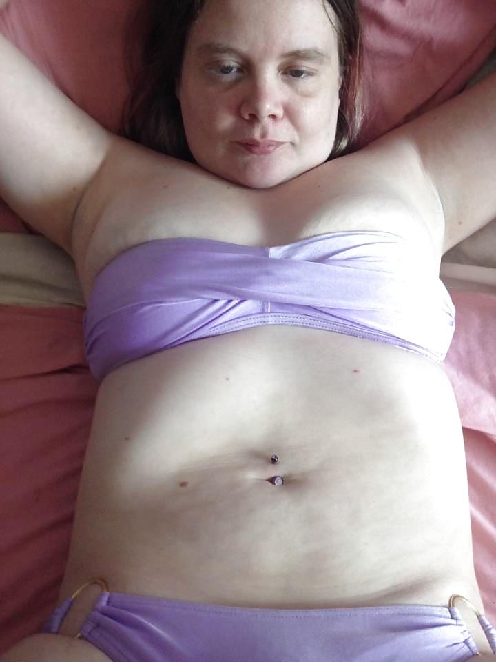 6P Sexy wife in here bikini