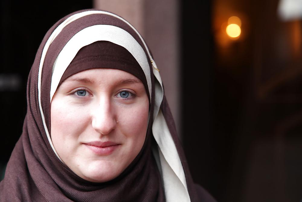 13P Arab women face (my sister) 