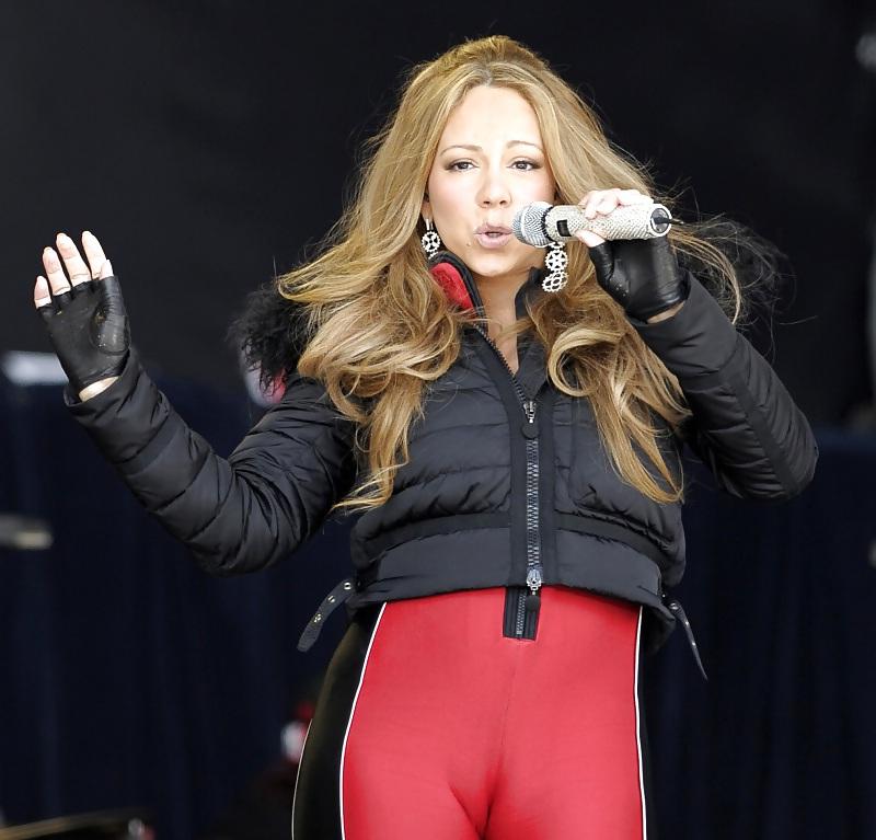 6P Maria Carey - Cameltoe