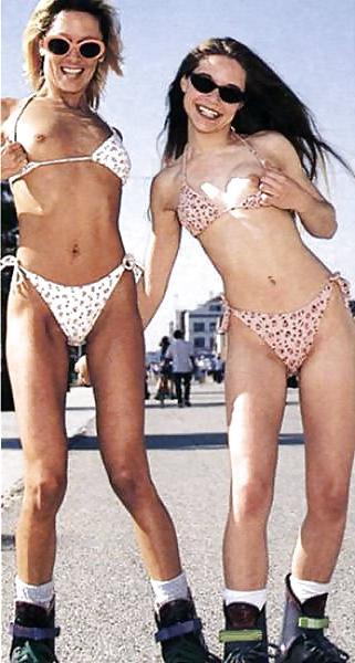 25P Wife and daughter's friend - exhibitionists and girlfriend