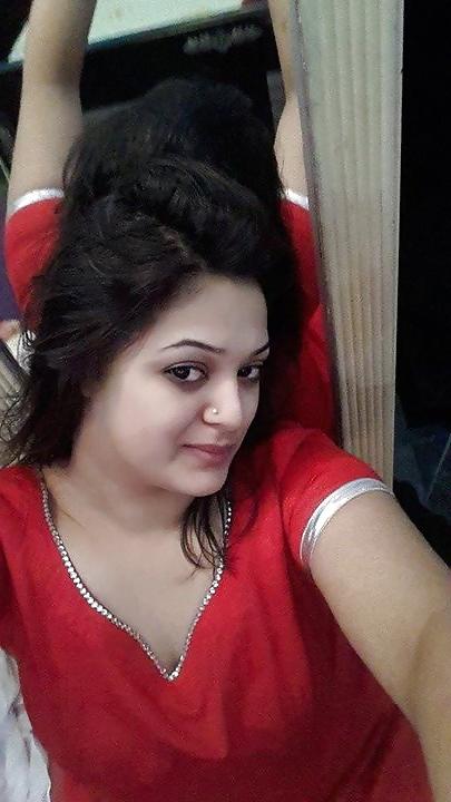 5P Pashto Super Star Pirya Khan on xhamster for a huge cock