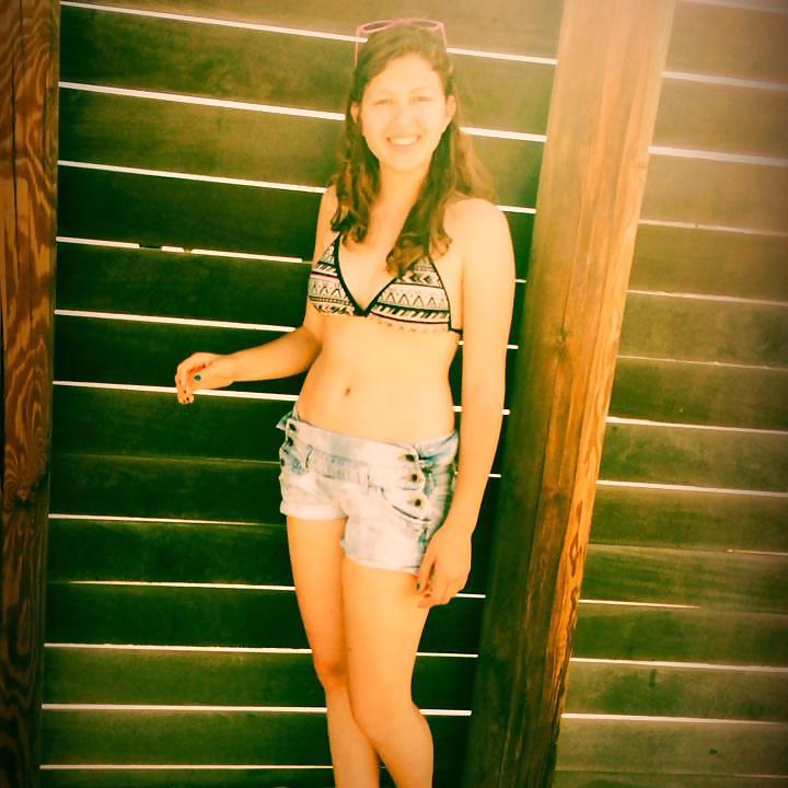 11P Sexy sister