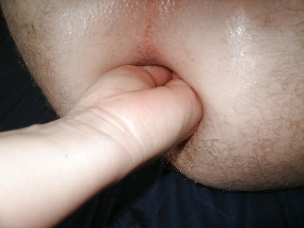 20P My slave and my strap....