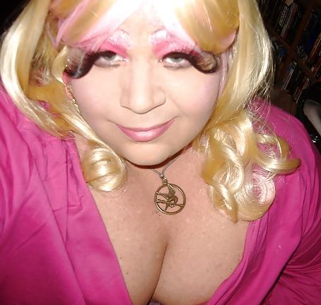 11P BBW Sissy Diane - New outfit