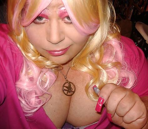 11P BBW Sissy Diane - New outfit