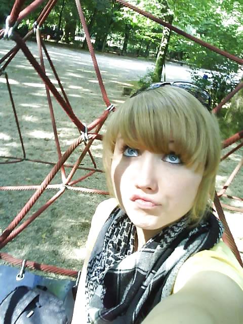 18P FREUNDIN VON MEINER SCHWESTER :)) ( FRIEND OF MY SISTER )