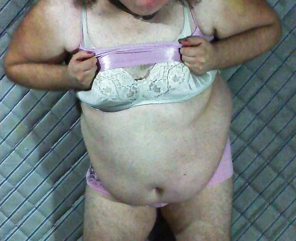 12P Sallycrush sissy in pink