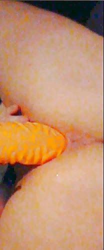 20P Playing with huge Dildo
