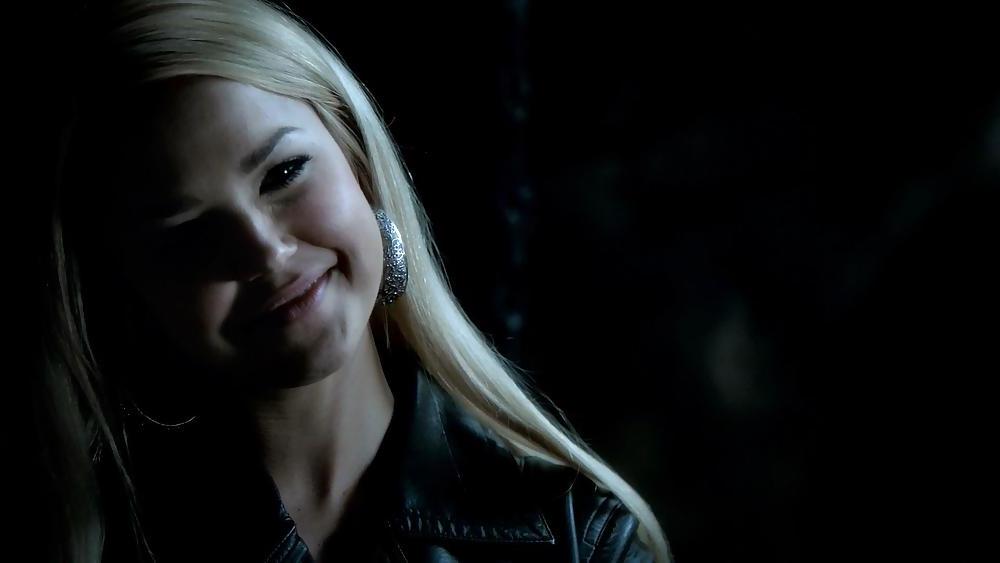 25P Arielle Kebbel - The Best Part