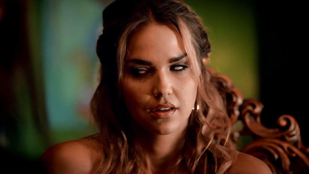 25P Arielle Kebbel - The Best Part