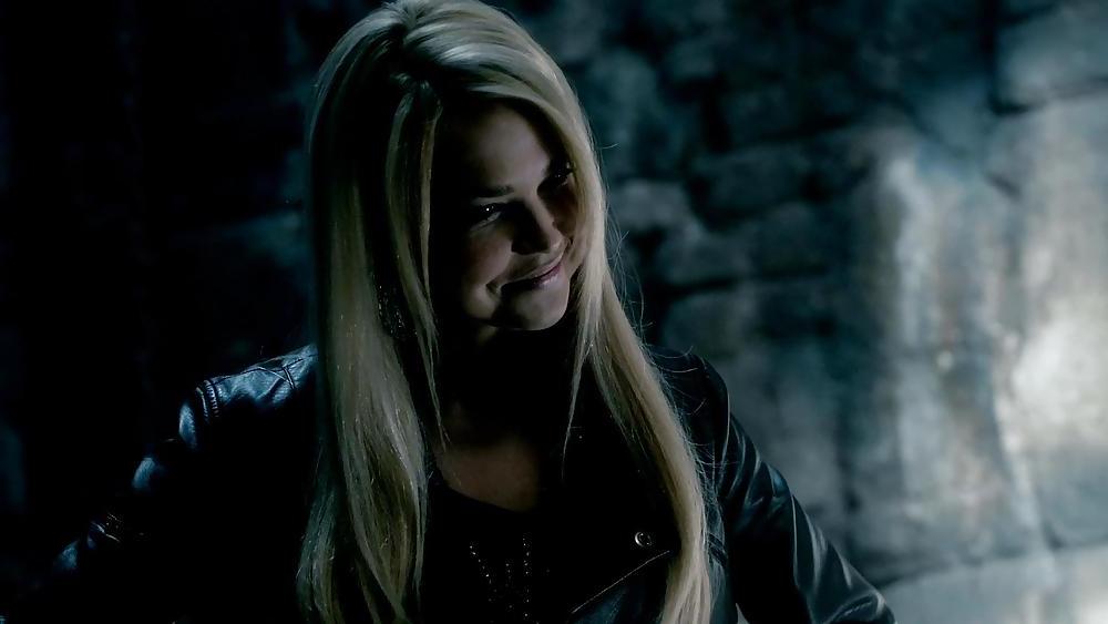 25P Arielle Kebbel - The Best Part