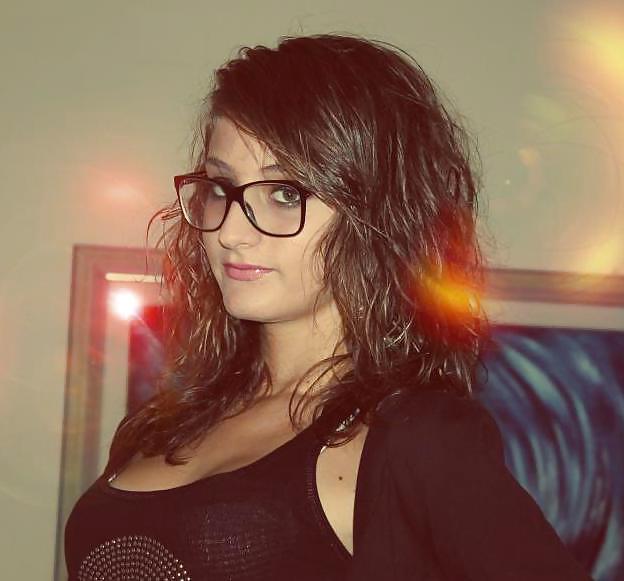 10P Marika - Slim, Fit And Cute Babe I Recently Met 