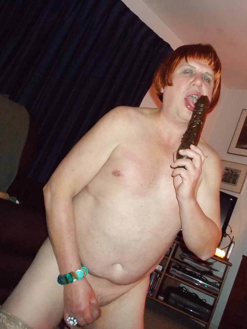 25P Wife of a sissy and sissy hubby