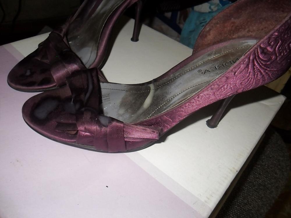 25P Shoes cum friend teacher