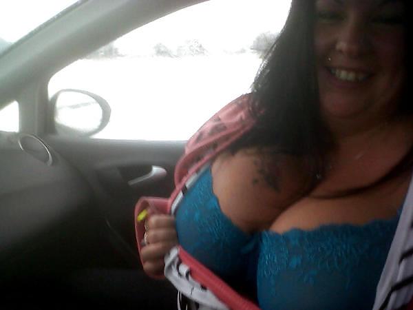 25P Huge Tits, Tight Top 46