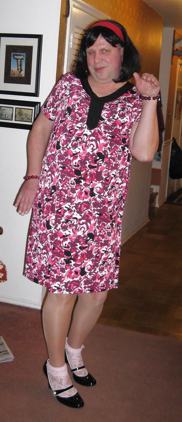 25P Wife of a sissy and sissy hubby