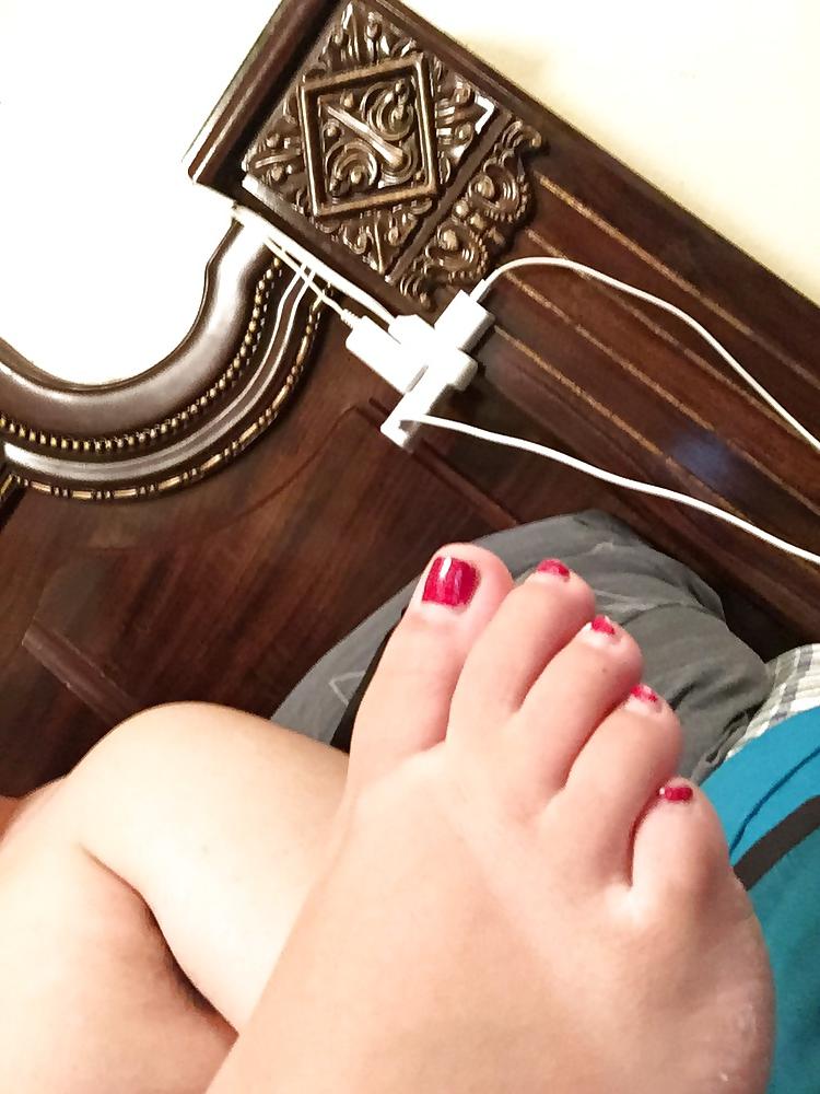 12P Feet Pics of the sister in law