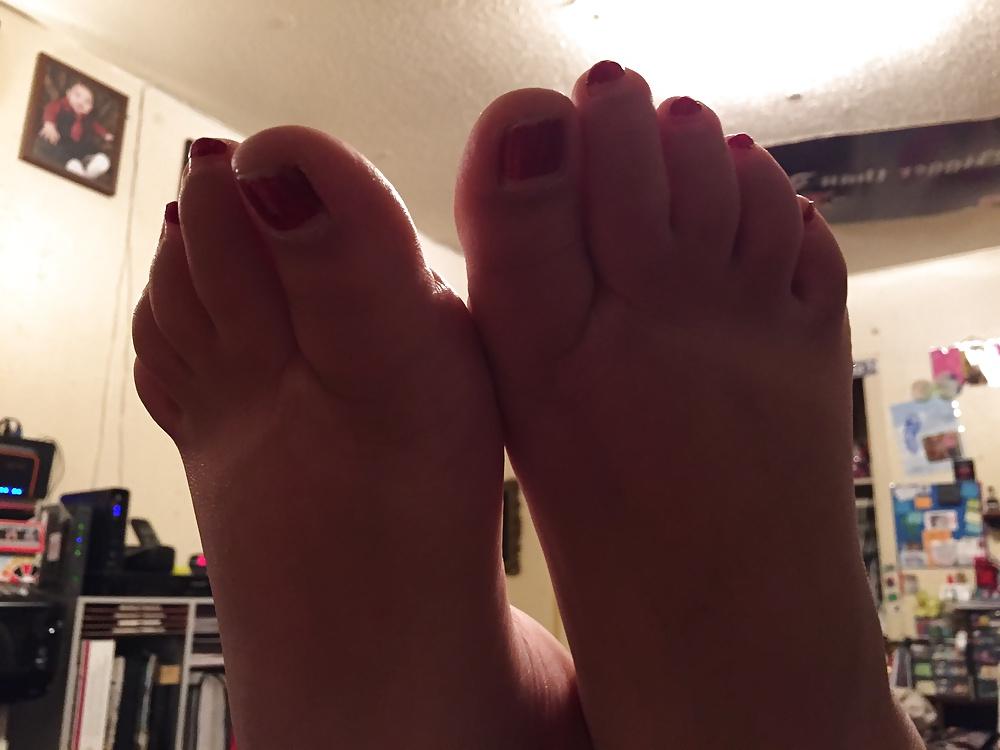 12P Feet Pics of the sister in law