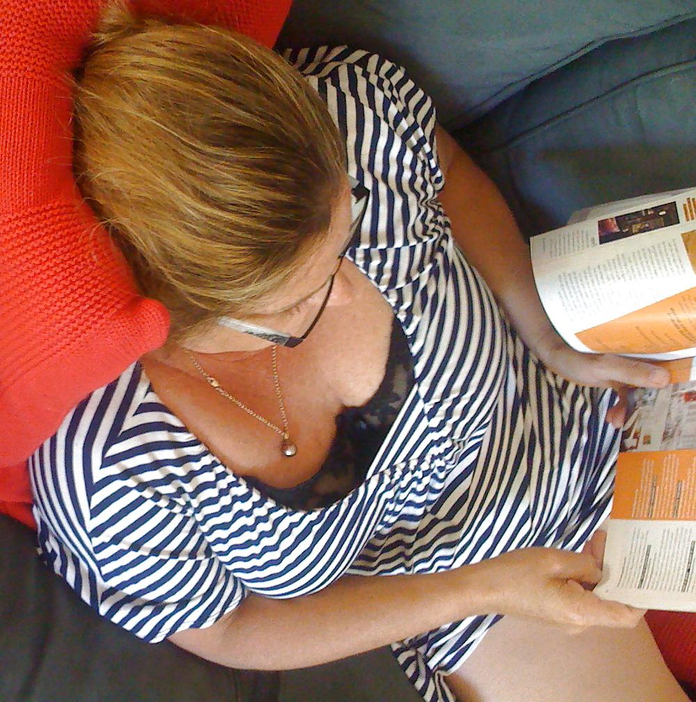 25P Can't resist sharing Michelle's sexy feet again and again...