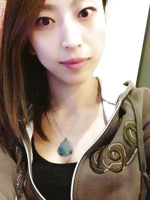 25P Does this skinny asian deserve your dick?
