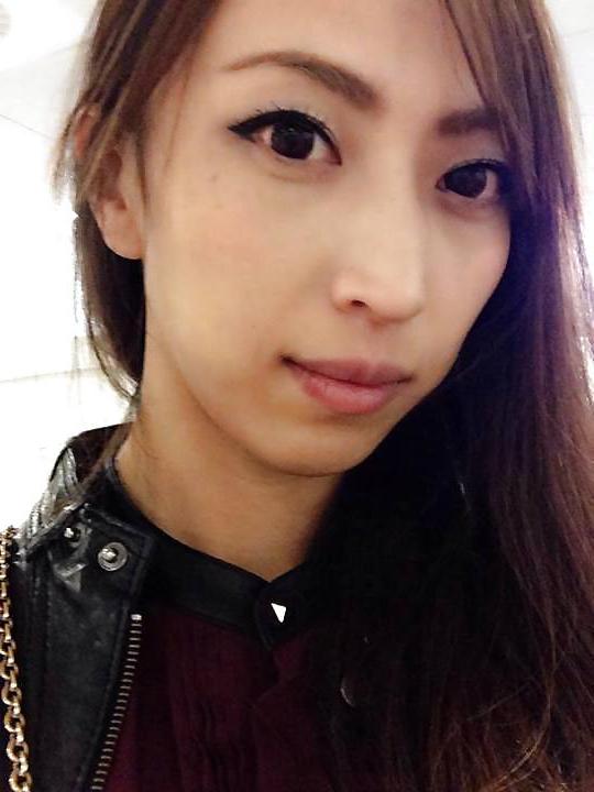 25P Does this skinny asian deserve your dick?