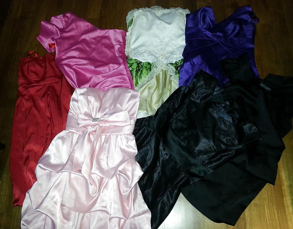 18P My sister's dresses