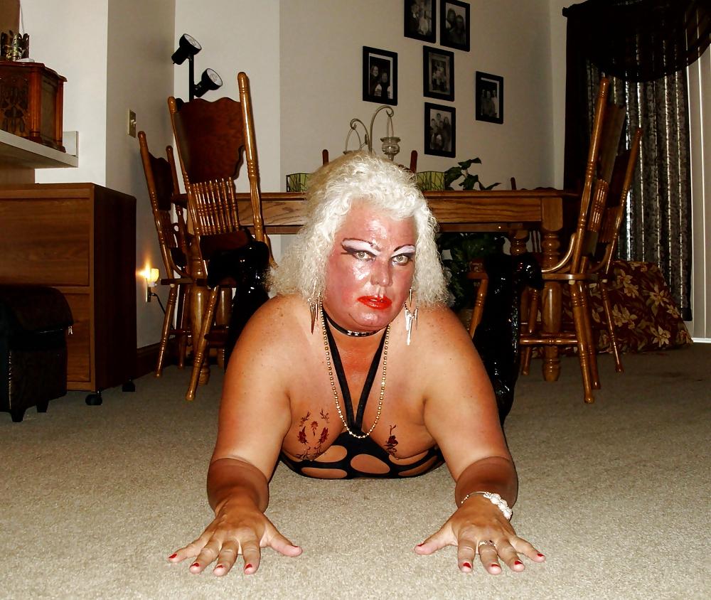 25P Skank Slut Tranny gettin ready to go clubbin