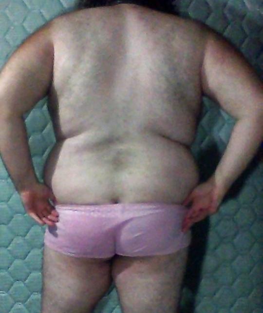 24P Showing off sissy