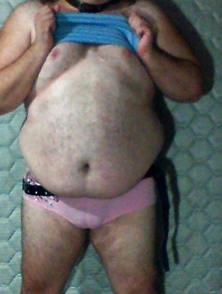 24P Showing off sissy