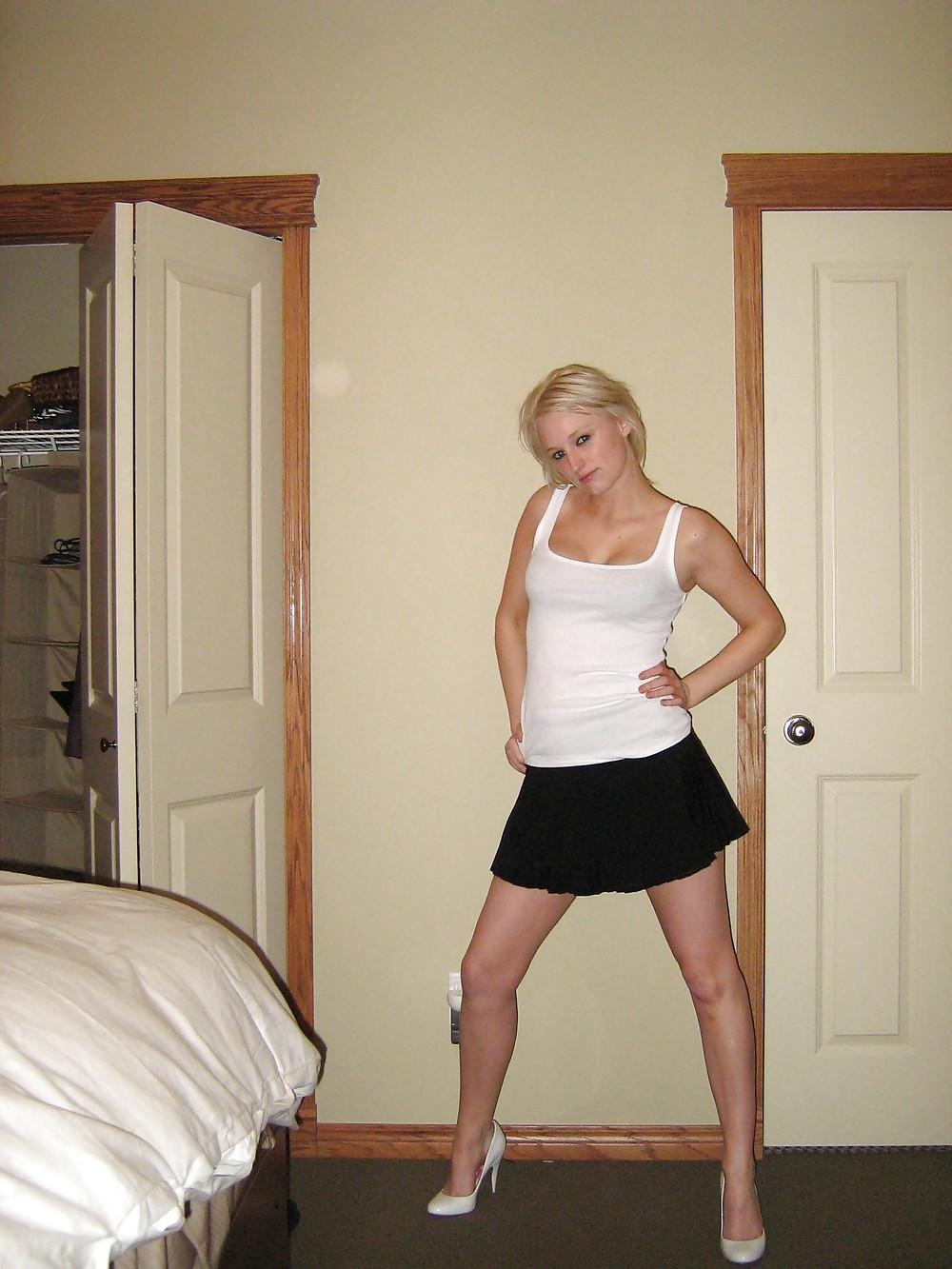 25P Amateur Nude Photos - Sexy Slim Blonde Teen