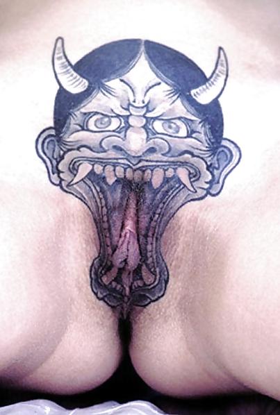 25P SLUTWIFELISA's favorite pixxx VOL 8 ( camel toes & tattoos )
