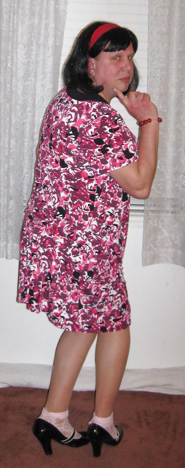 25P Wife of a sissy and sissy hubby