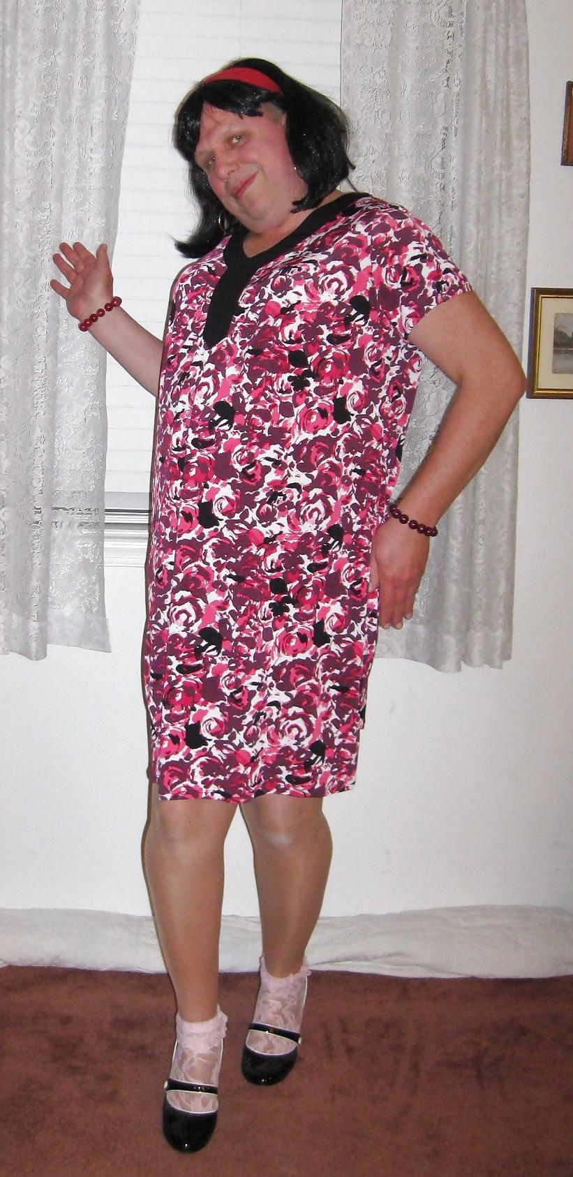 25P Wife of a sissy and sissy hubby