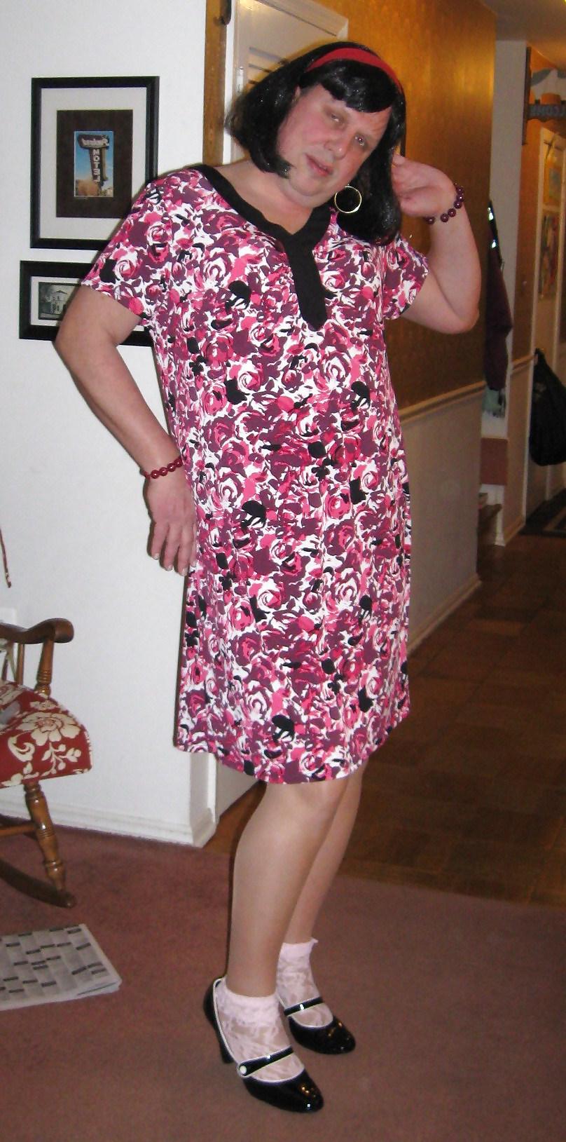25P Wife of a sissy and sissy hubby