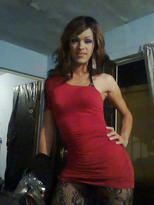 25P Sissy Cross