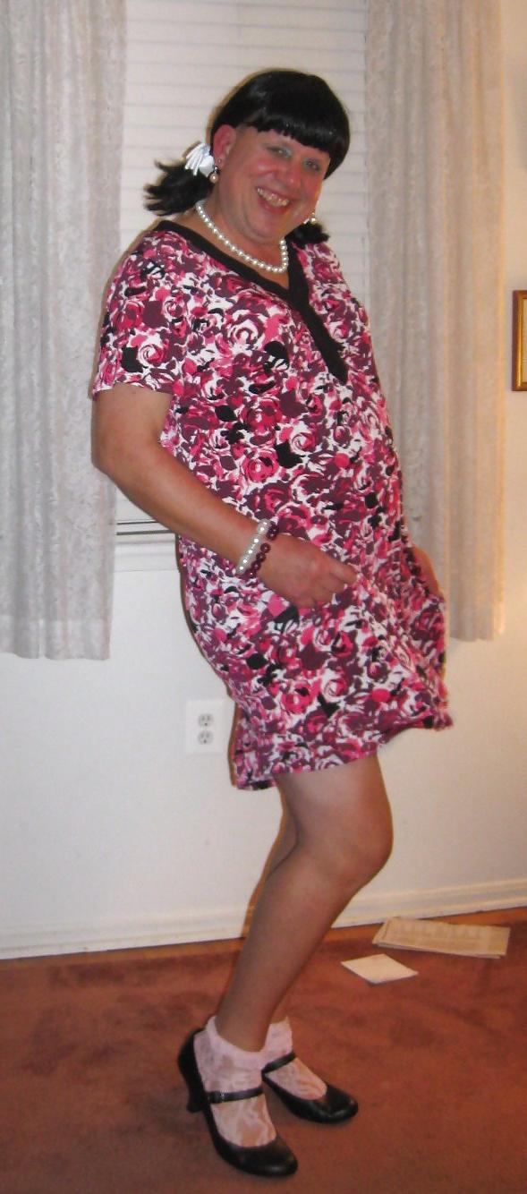 25P Wife of a sissy and sissy hubby